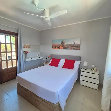 Adel, Oasis De Paz Con Piscina Climatizada プラヤ・ブランカ