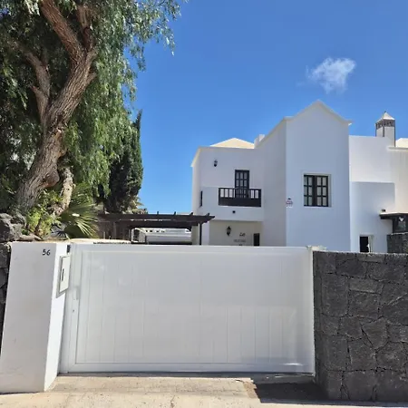 ヴィラ Adel, Oasis De Paz Con Piscina Climatizada